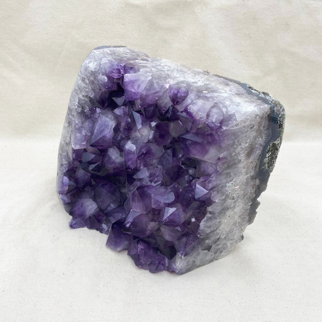 Amethyst hot sale large cluster