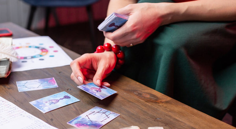 How to Use Tarot Cards with Oracle Decks - East Meets West USA