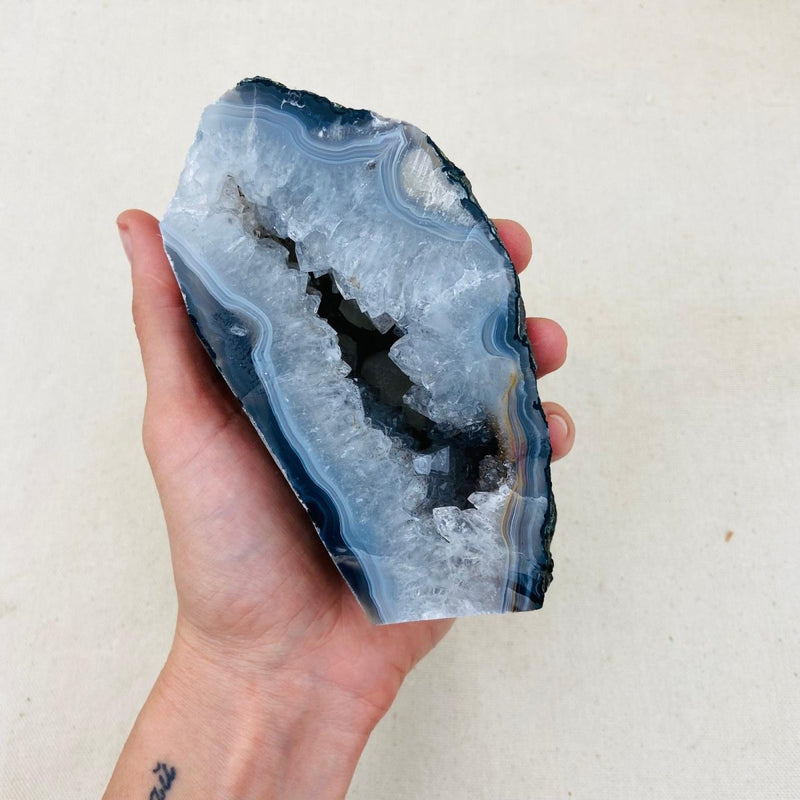 724g Agate Geode - East Meets West USA