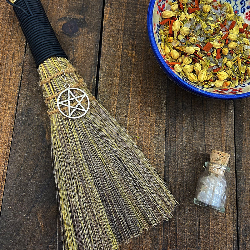 Wicca Pentacle Besom