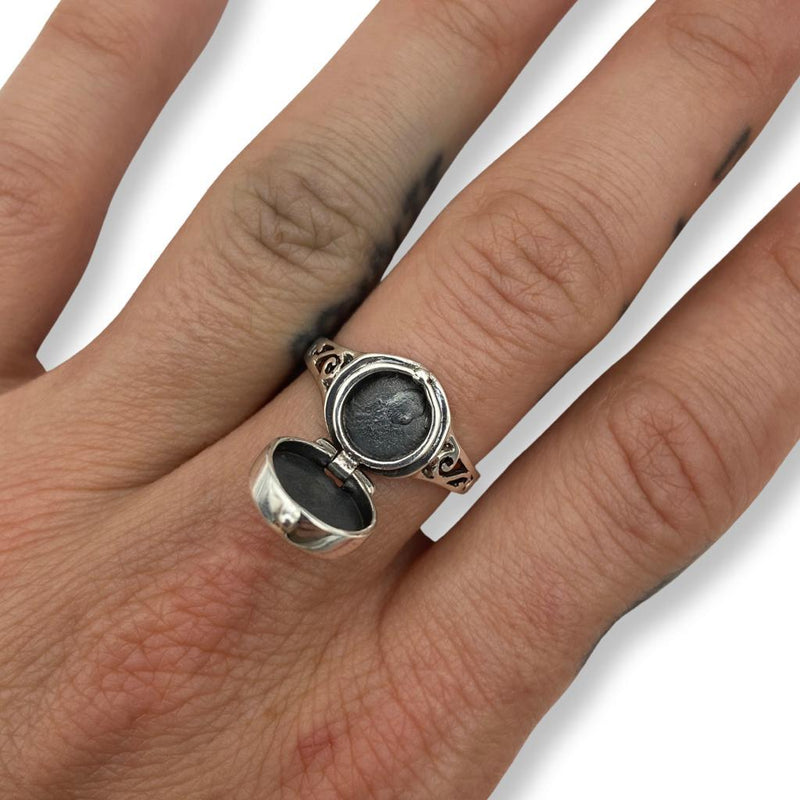 Sterling Silver Pentacle Poison Ring - East Meets West USA